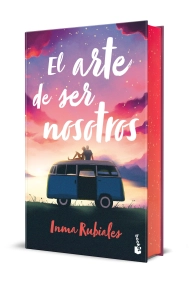 Coberta de El arte de ser nosotros. Edición de bolsillo con cantos decorados